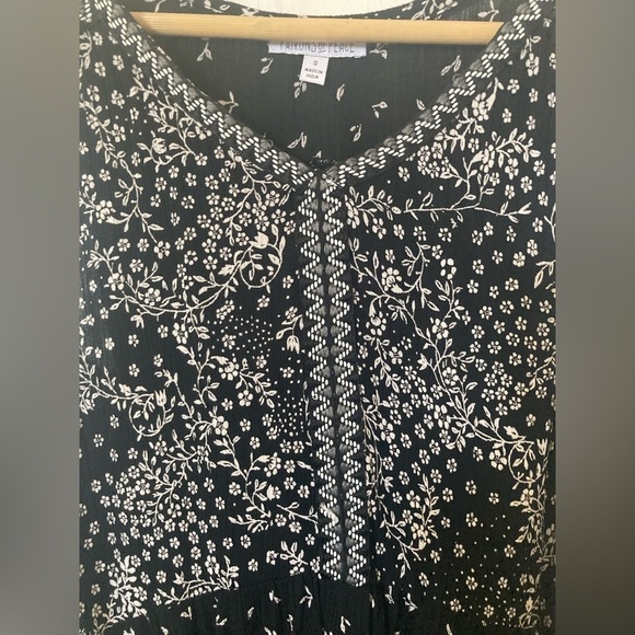 PATRONS of Peace boho high low swing tank top small - Picture 2 of 9